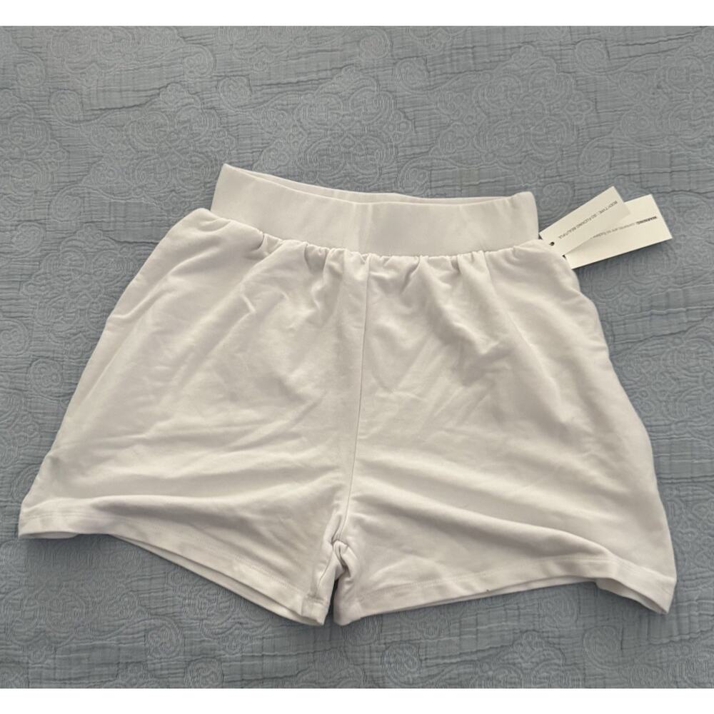 NWT Londre White Lounge‎ Short Bridal Bride Bachelorette Sz XS